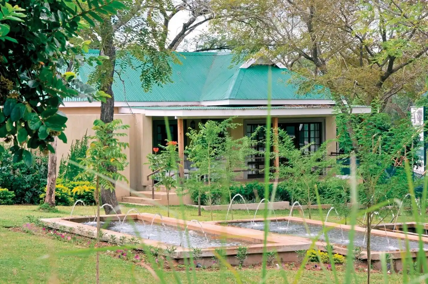 Perrys Bridge Hollow Boutique Garten