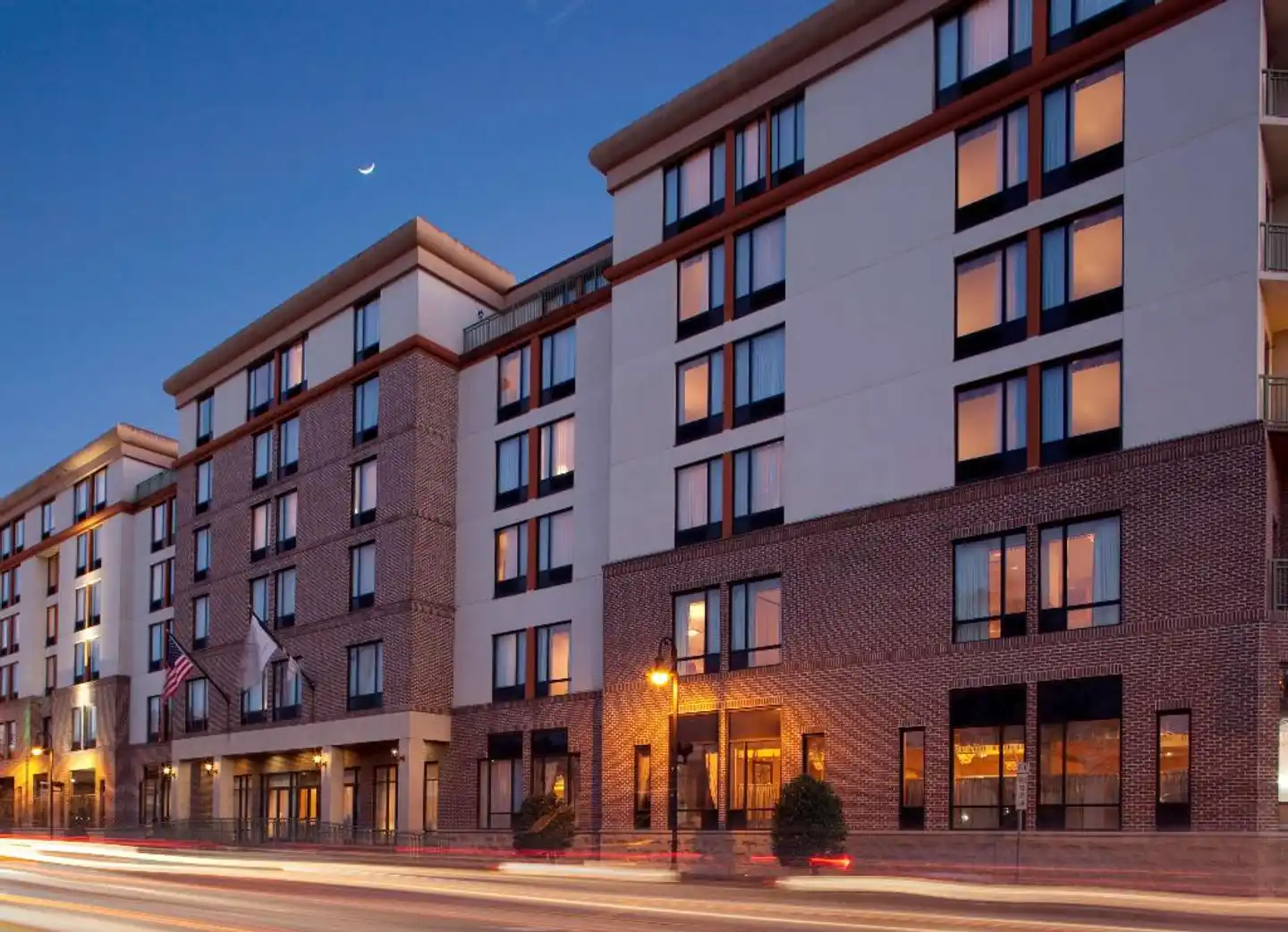 DoubleTree by Hilton Hotel Savannah Historic District Aussenansicht