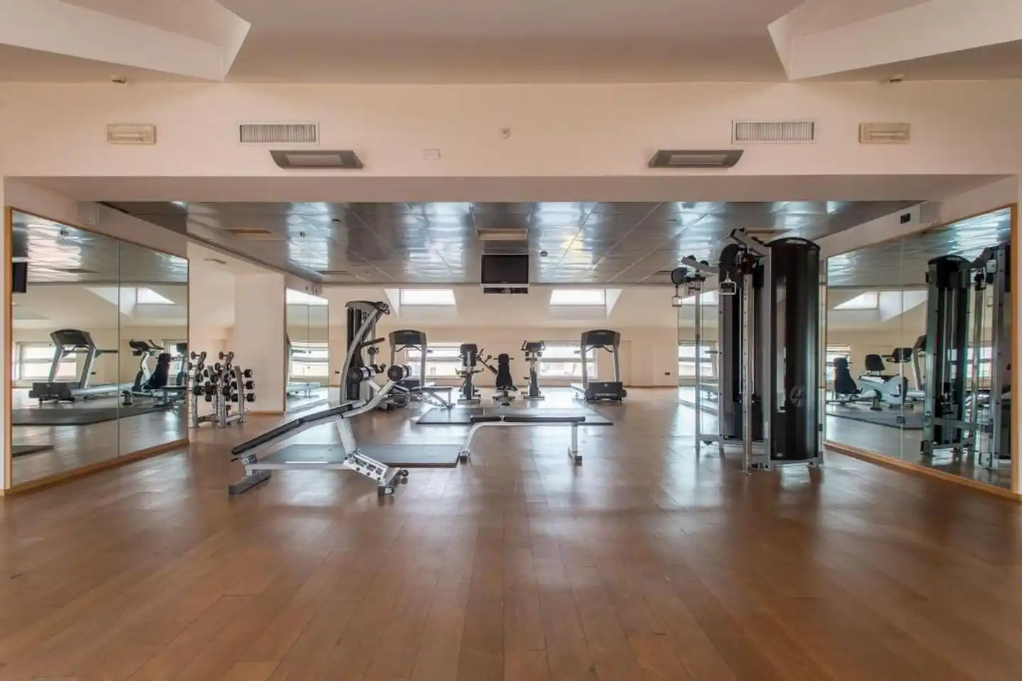 Plaza Caserta Sport und Entertainment