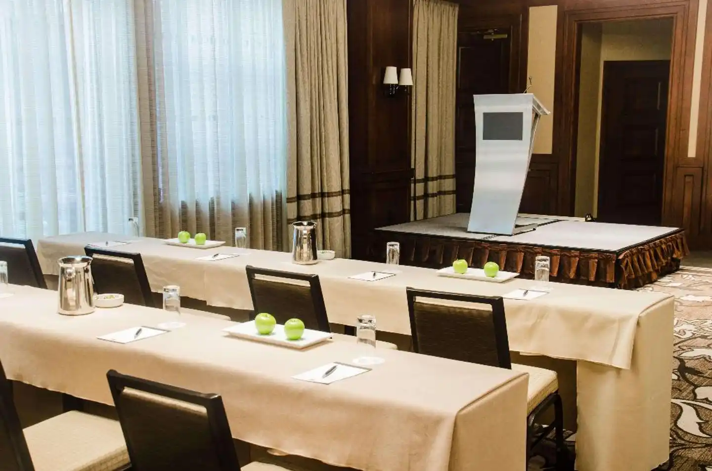 The Yorkville Royal Sonesta Hotel Restaurant