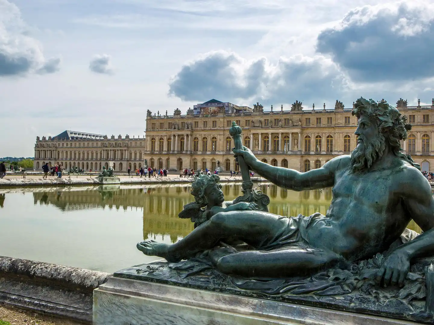 Le Louis Versailles Château Hotel - MGallery Pool