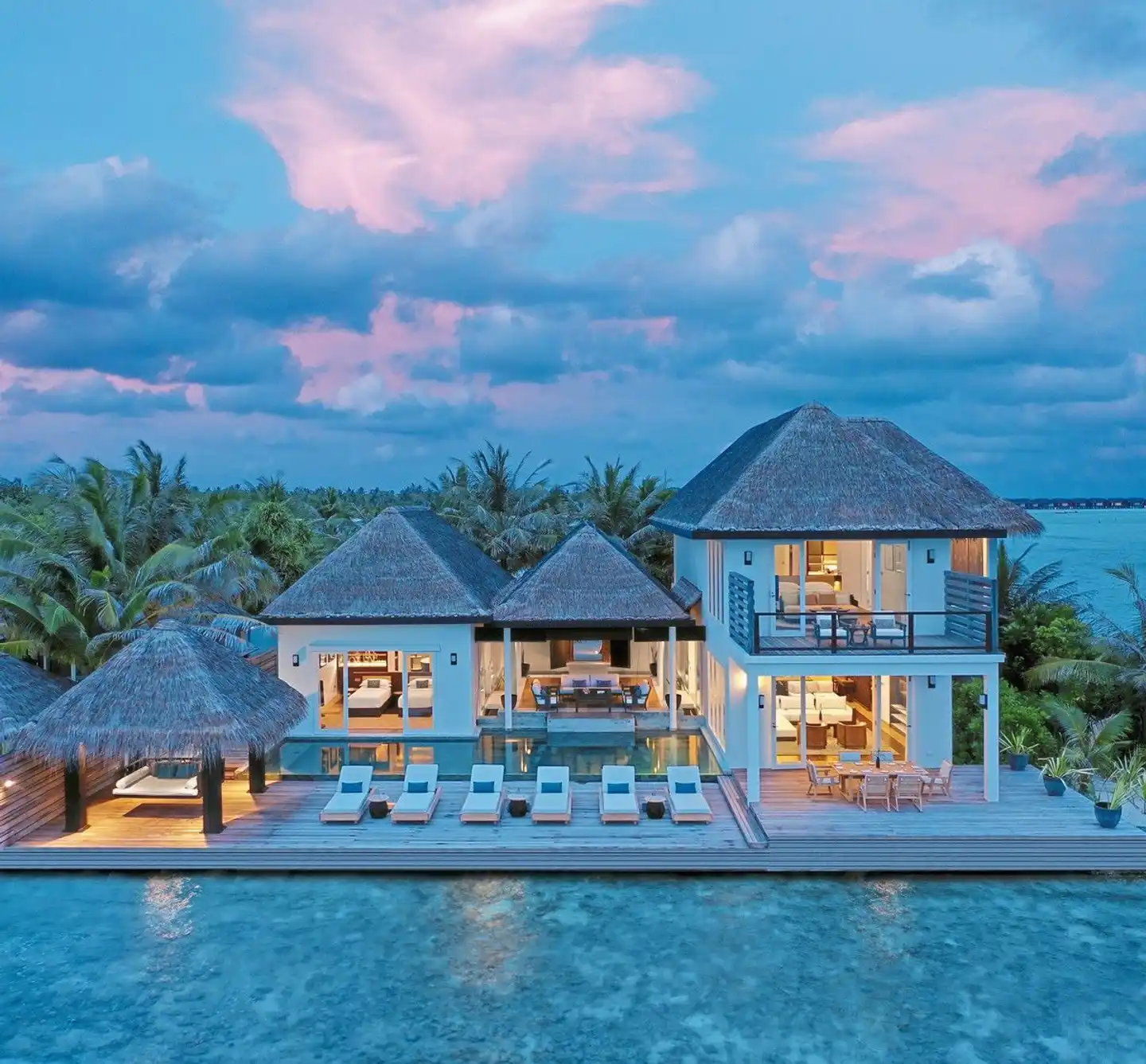 Naladhu Private Island Maldives Aussenansicht