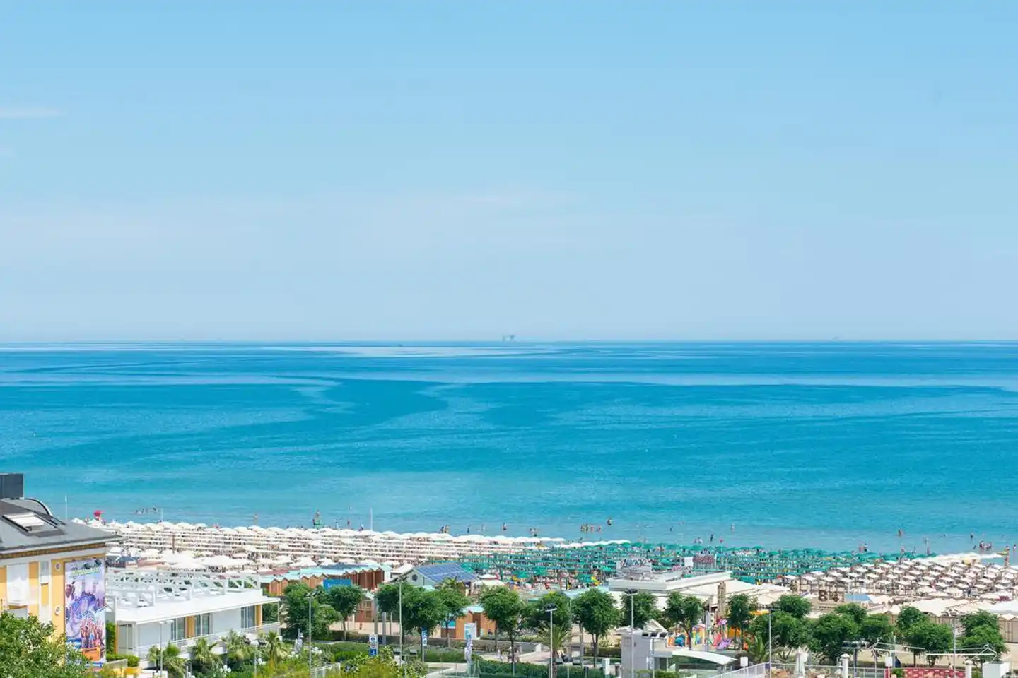 Cristallo Strand
