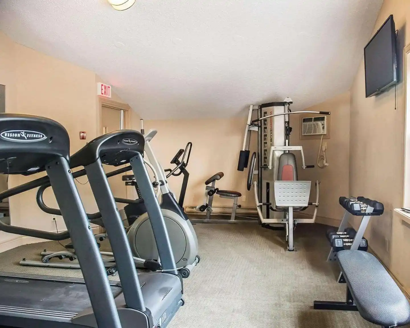 Comfort Inn & Suites Thousand Islands Harbour District Sport und Entertainment