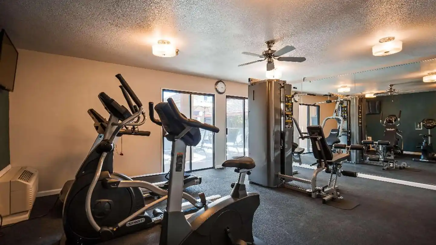 Best Western PLUS Executive Inn and Suites Sport und Entertainment