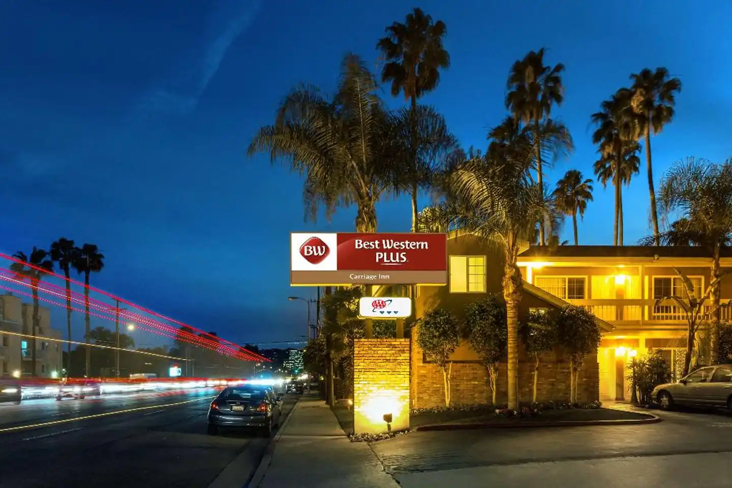 Best Western PLUS Carriage Inn Aussenansicht