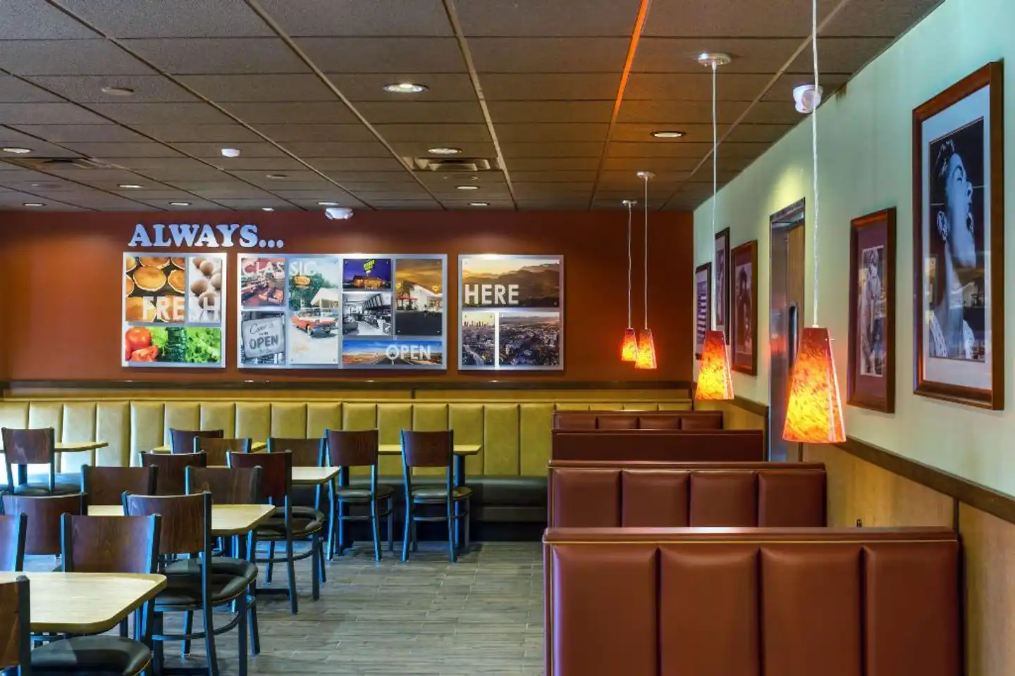 Best Western PLUS Carriage Inn Bar