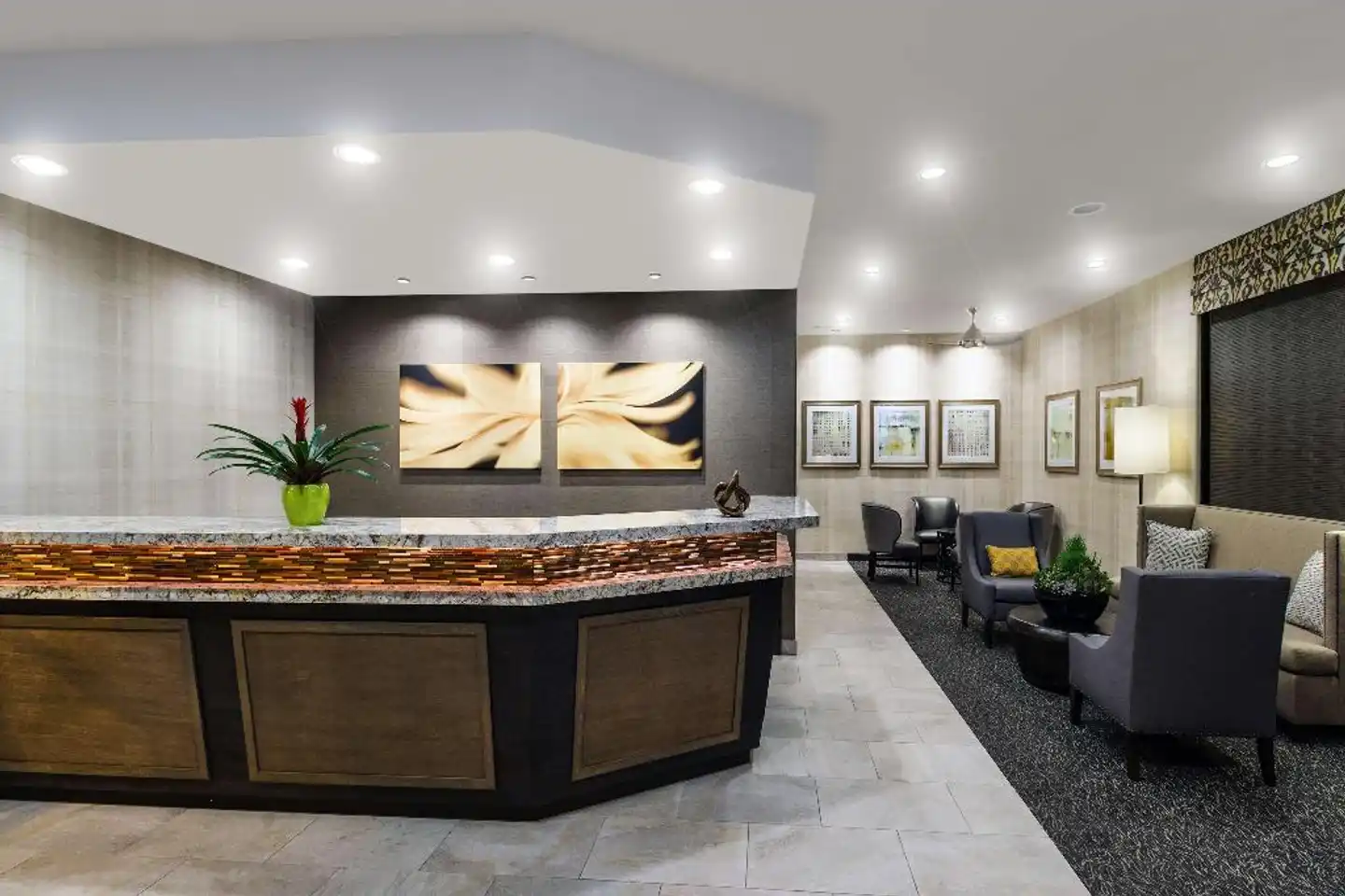 Best Western PLUS Carriage Inn Lobby