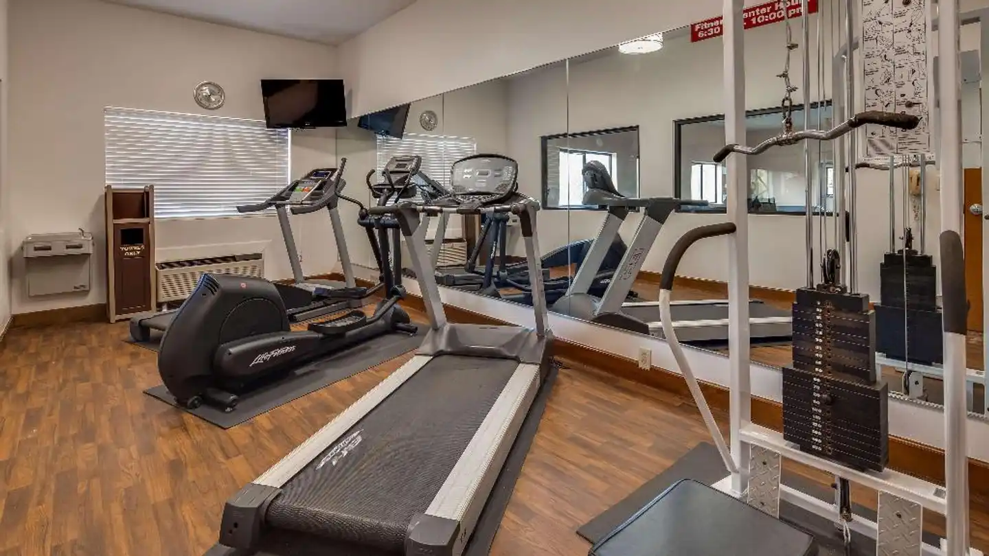 Best Western Inn & Suites of Macon Sport und Entertainment