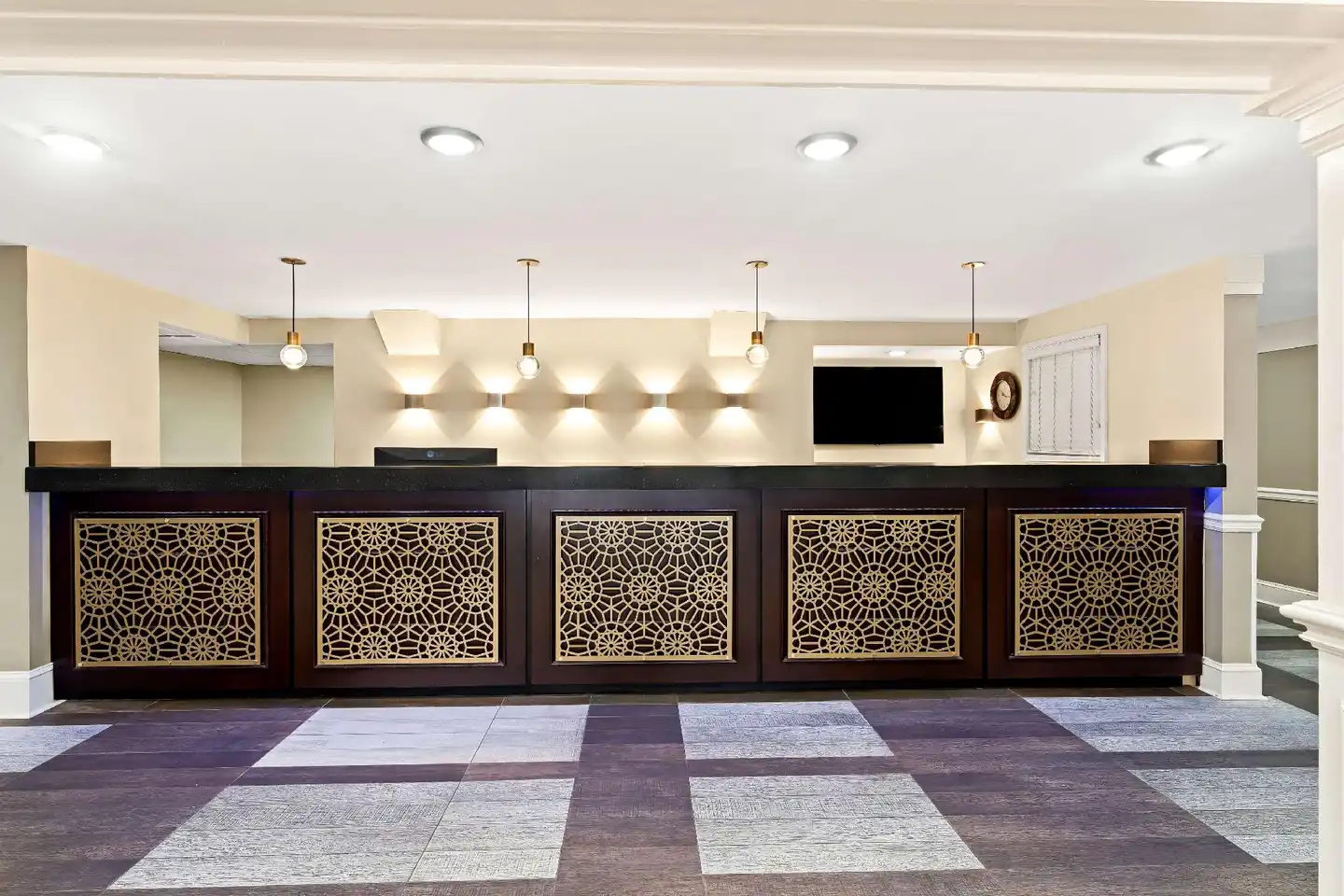 Best Western Riverside Inn Lobby