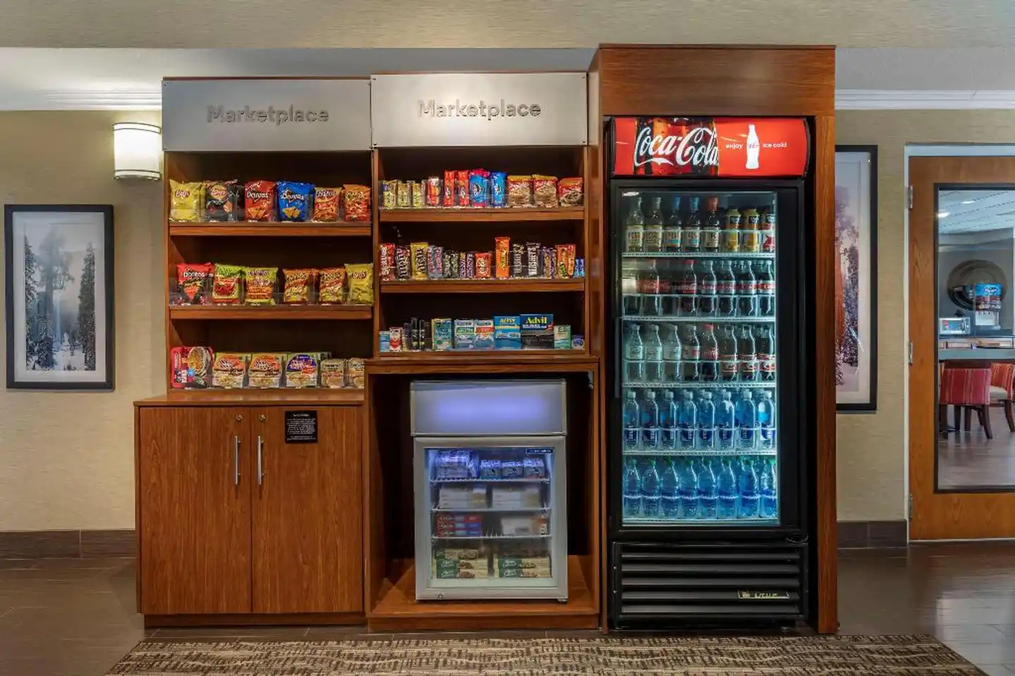 Comfort Suites Visalia - Convention Center Lobby