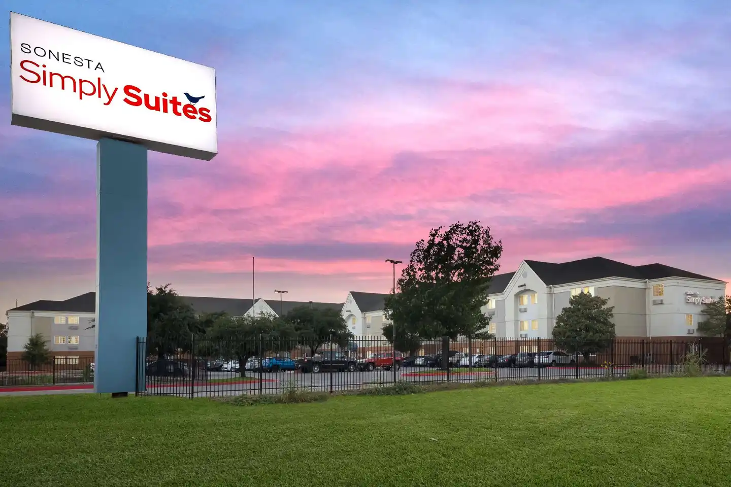 Sonesta Simply Suites Austin South Aussenansicht