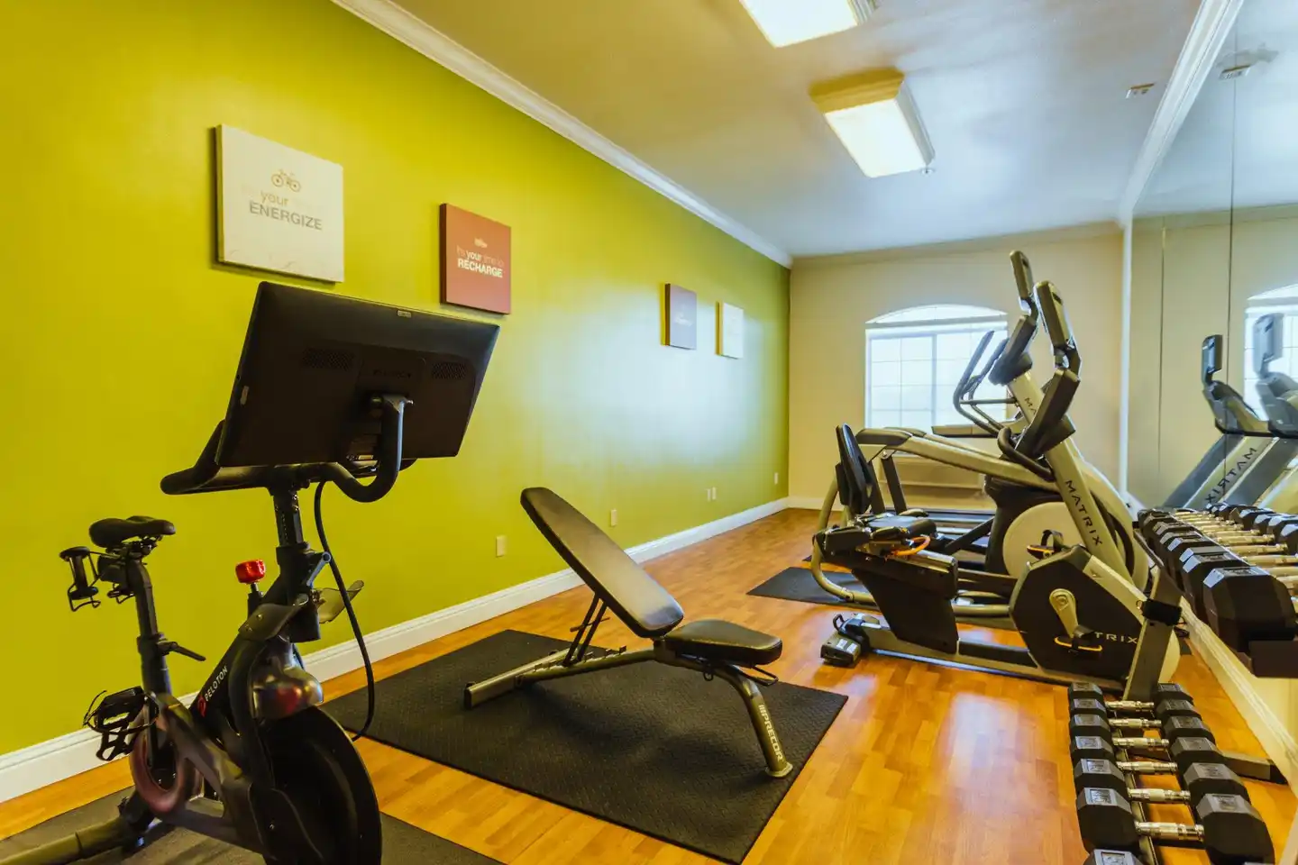 Holiday Inn Express & Suites Davis - University Area Sport und Entertainment