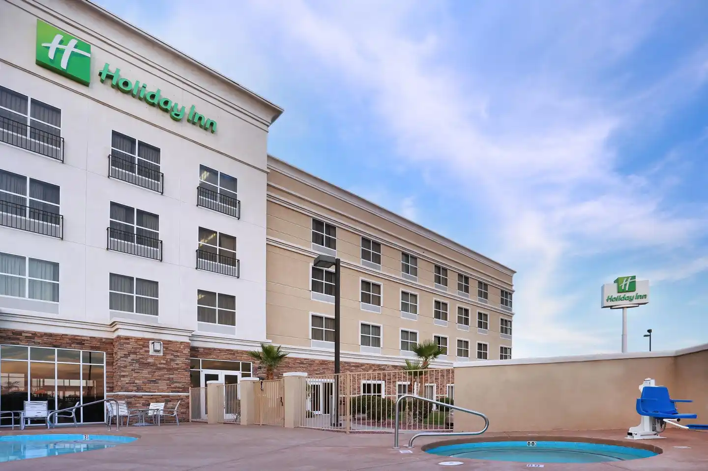 Holiday Inn Yuma Aussenansicht