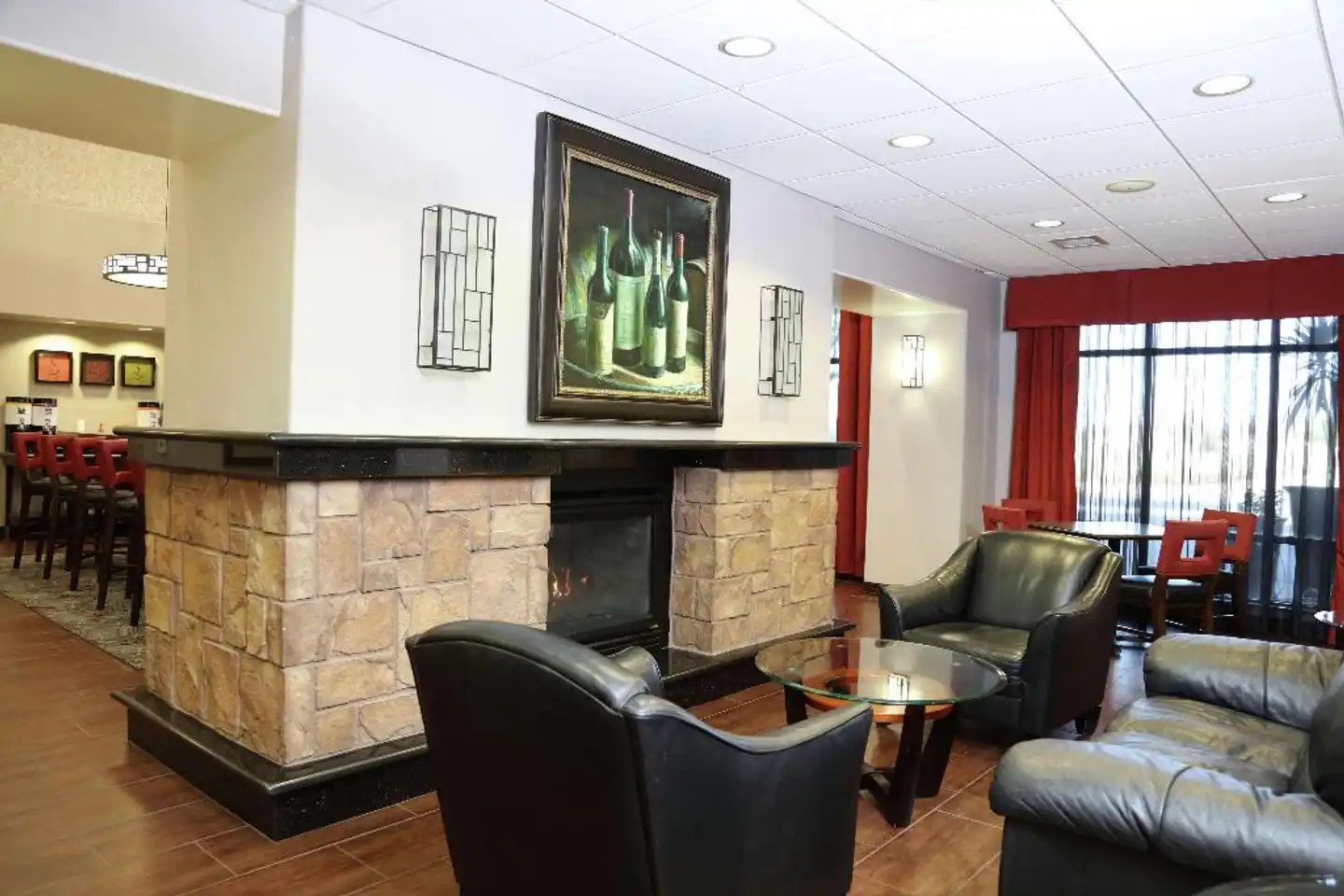 Hampton Inn & Suites Temecula Lobby