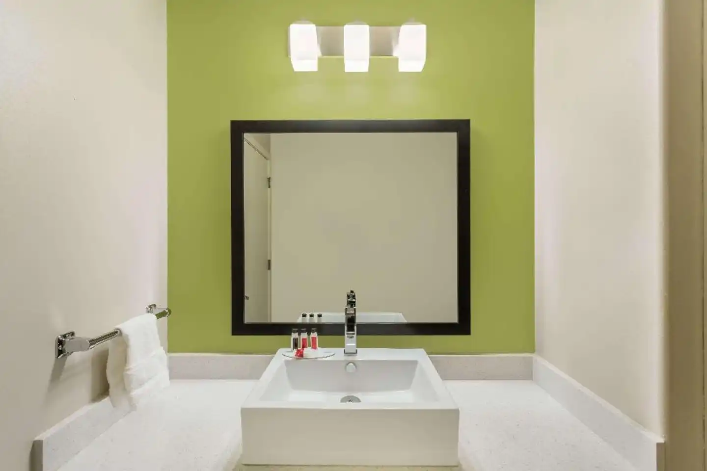 Baymont by Wyndham Modesto Salida Badezimmer