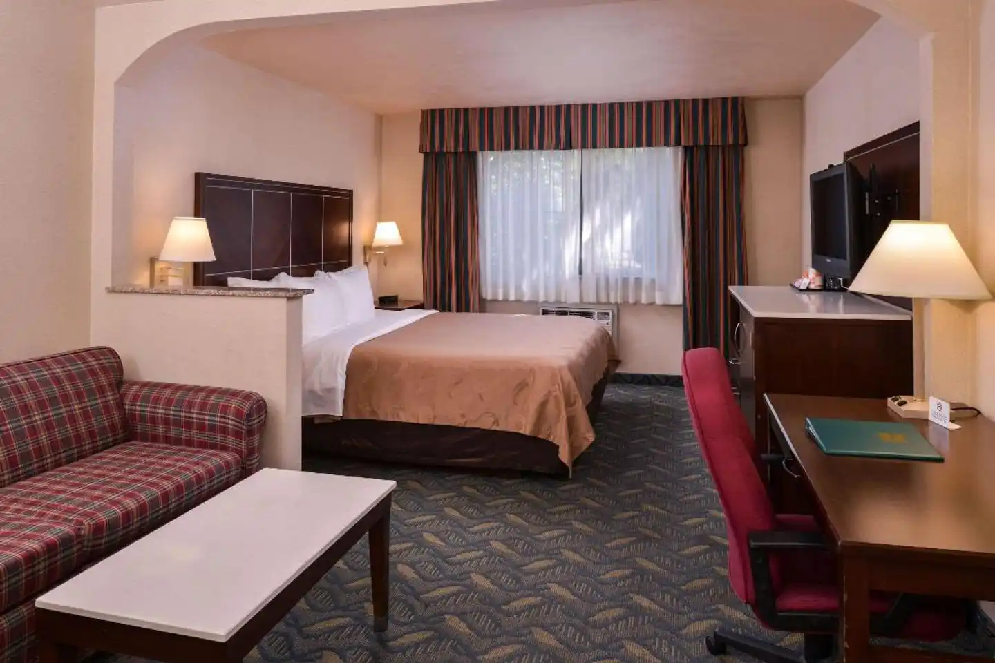 Quality Inn & Suites Walnut Wohnbeispiel