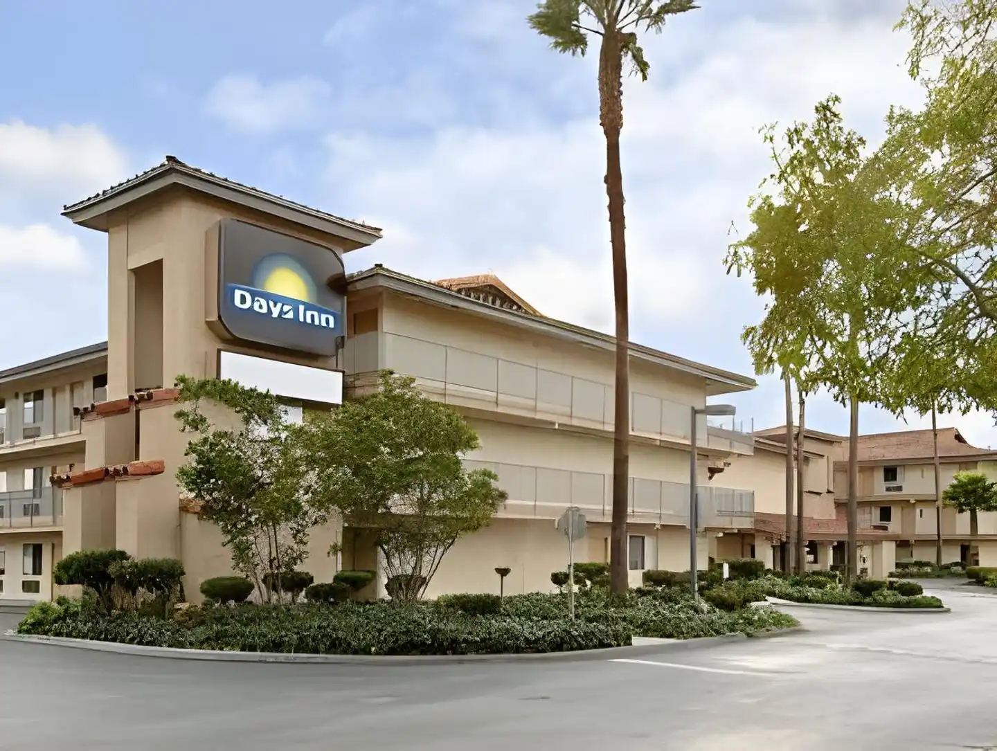 Days Inn by Wyndham San Jose Airport Aussenansicht