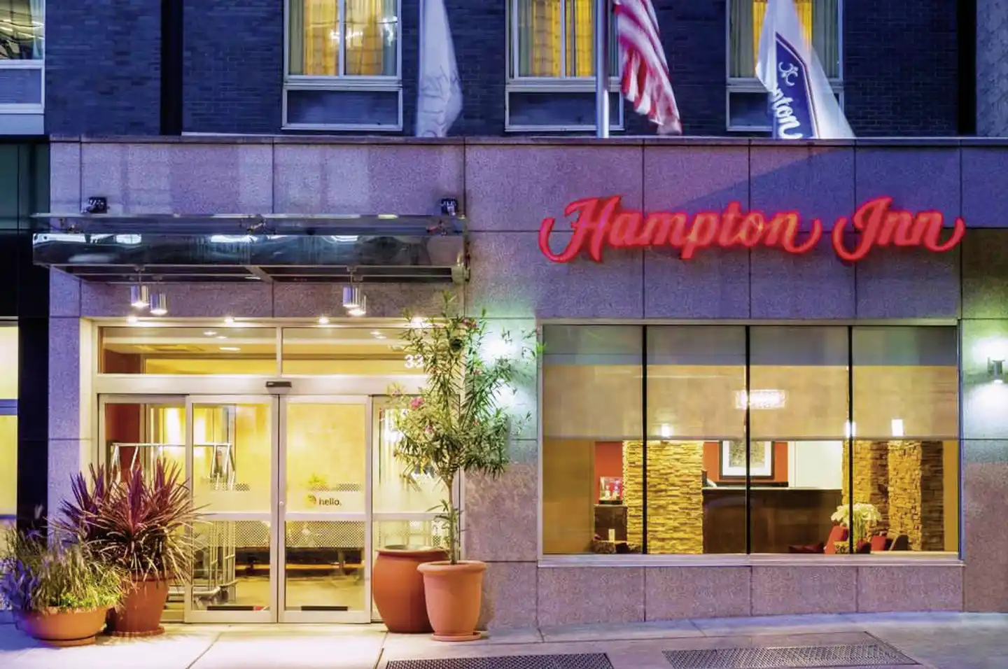 Hampton Inn Times Square South Lobby