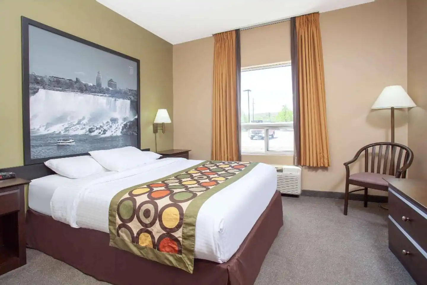 Super 8 by Wyndham Midland Wohnbeispiel
