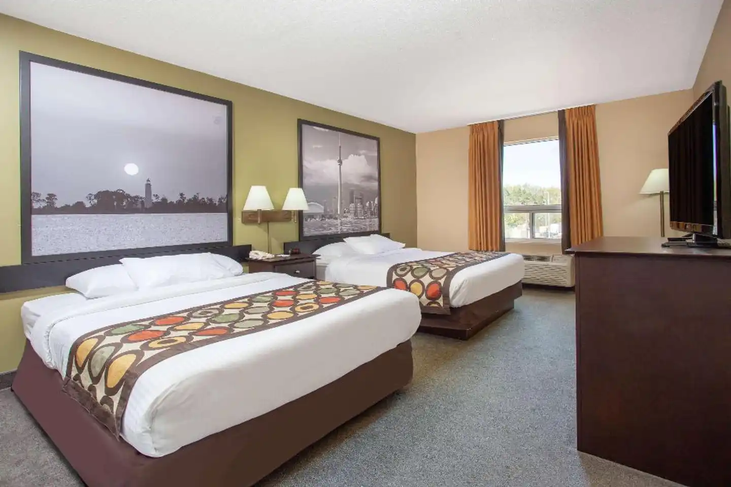 Super 8 by Wyndham Midland Wohnbeispiel