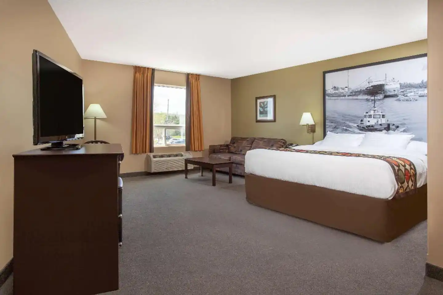 Super 8 by Wyndham Midland Wohnbeispiel