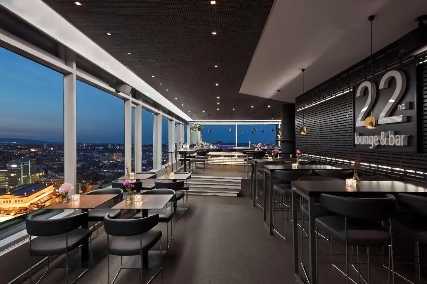 INNSiDE Frankfurt Eurotheum Bar