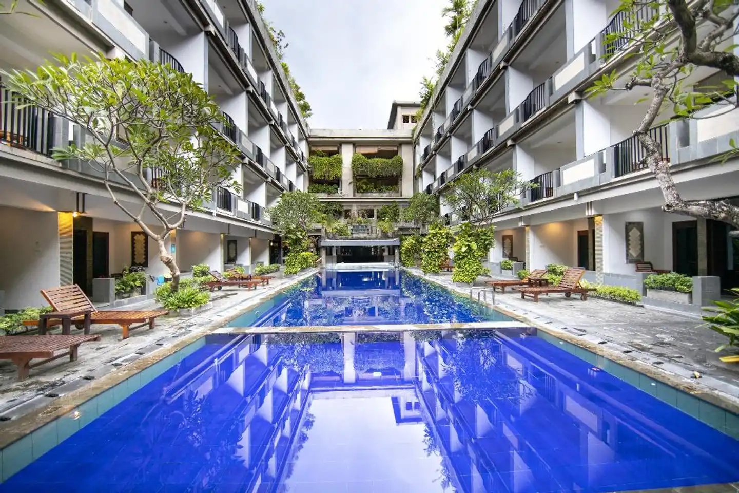 Champlung Mas Hotel, Legian Pool