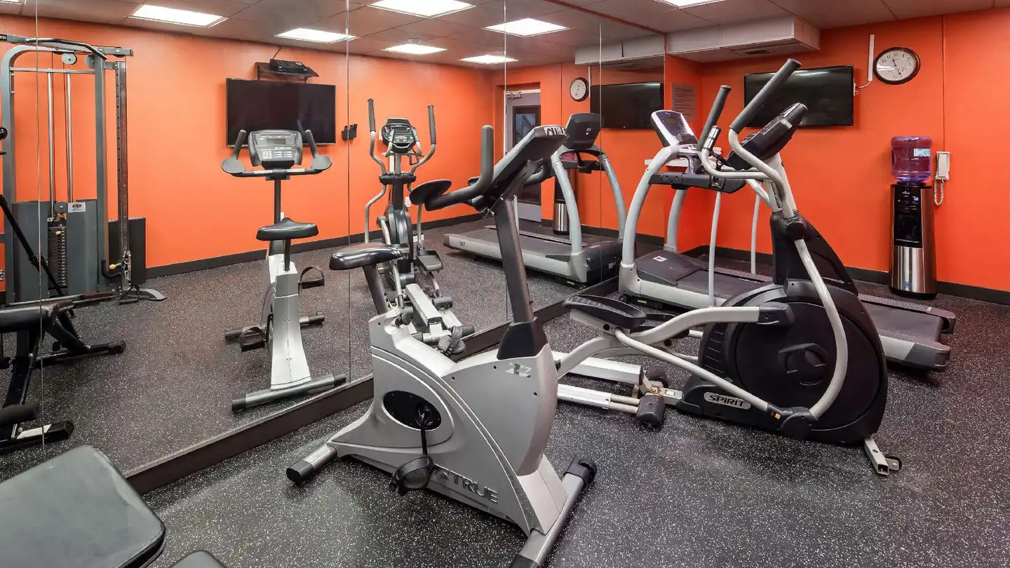 Best Western Paramus Hotel & Suites Sport und Entertainment