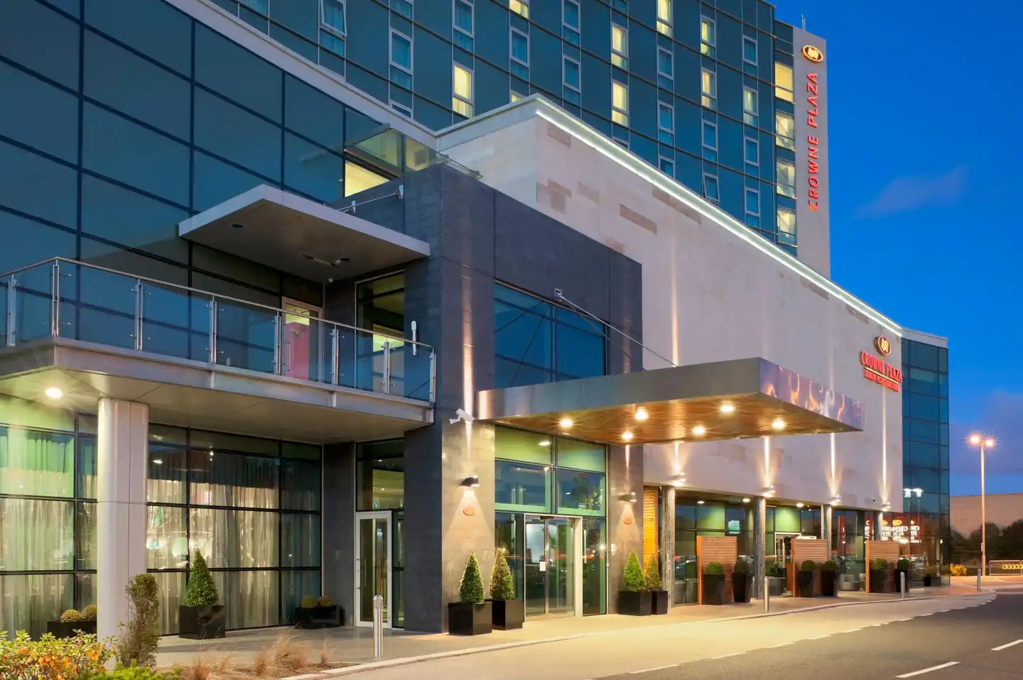 Crowne Plaza Blanchardstown Aussenansicht