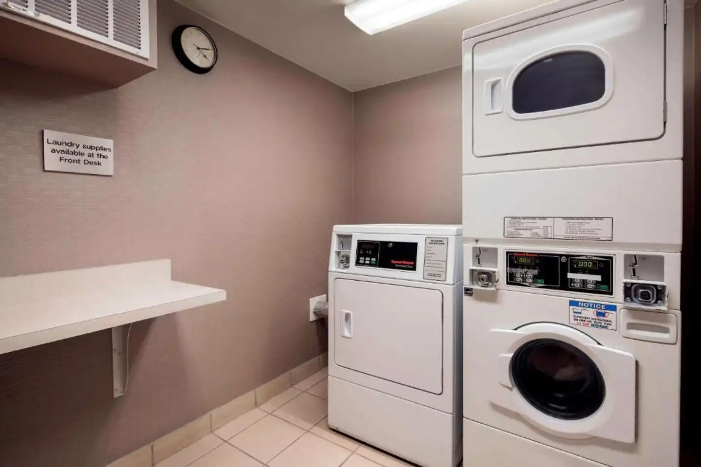 Sonesta Select Los Angeles Torrance South Bay Badezimmer
