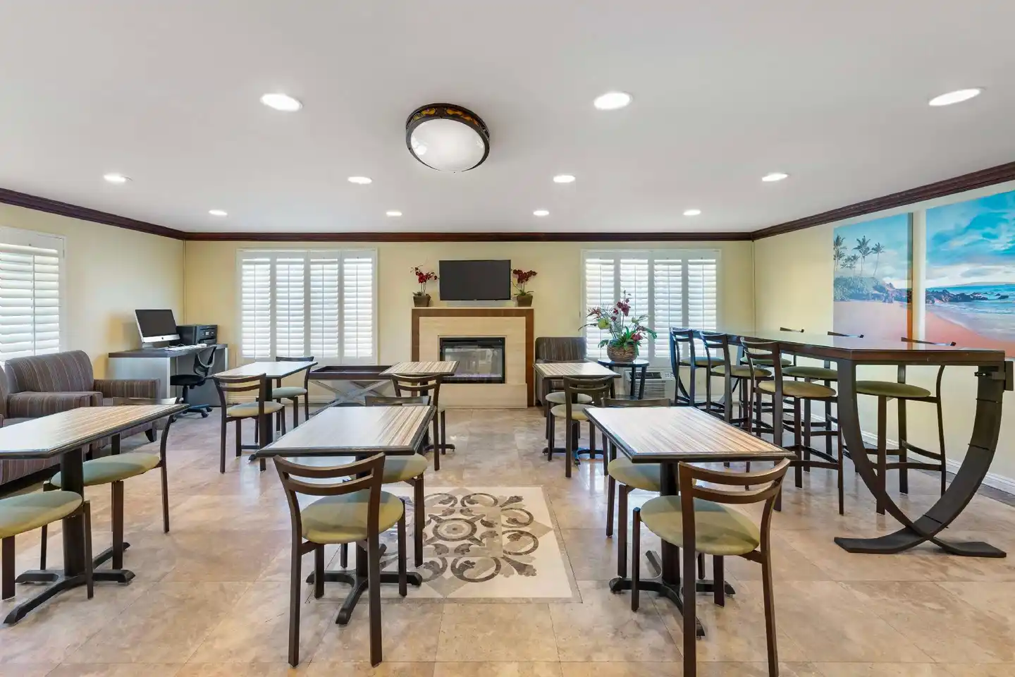 Best Western Harbour Inn & Suites Huntington - Sunset Beach Restaurant