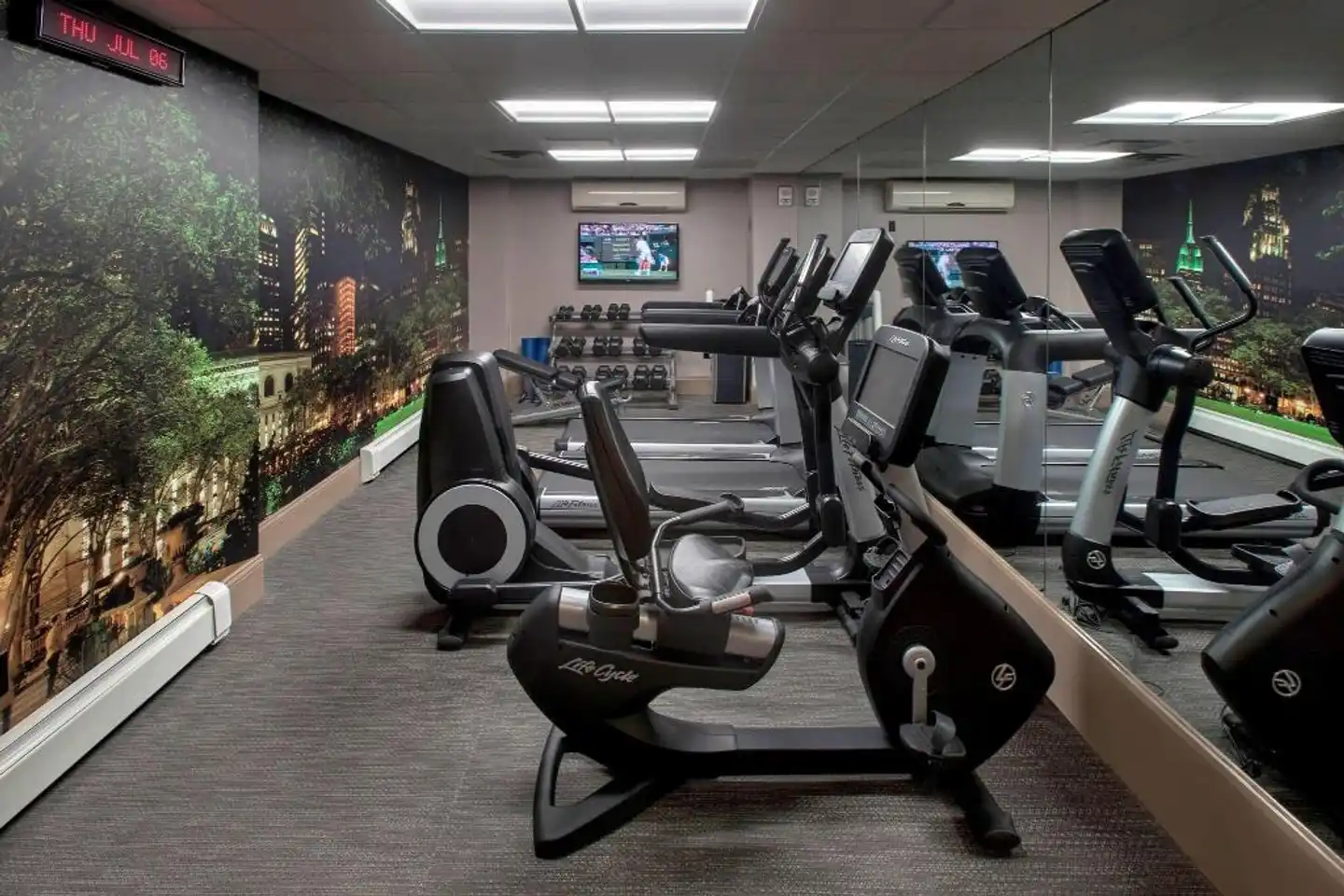 Courtyard by Marriott New York Manhattan/Fifth Avenue Sport und Entertainment