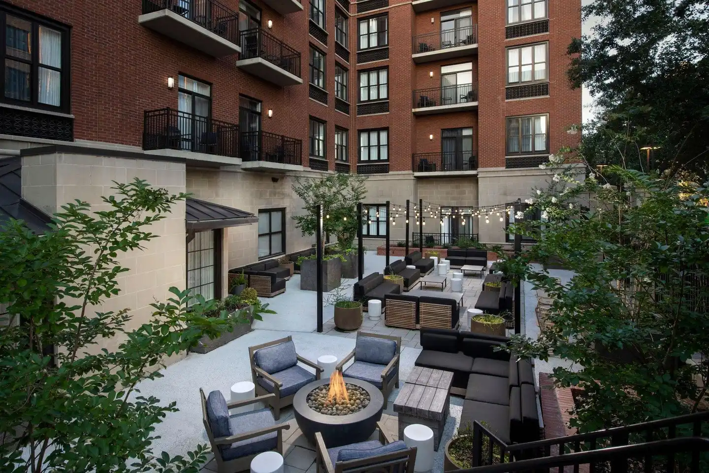 Courtyard by Marriott Savannah Downtown/Historic District Terrasse