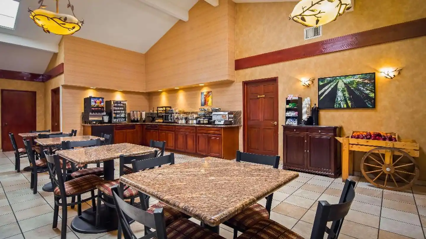 Best Western PLUS Forest Park Inn Wohnbeispiel