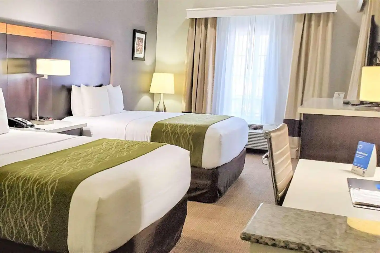 Comfort Inn & Suites Near Universal - North Hollywood - Burbank Wohnbeispiel