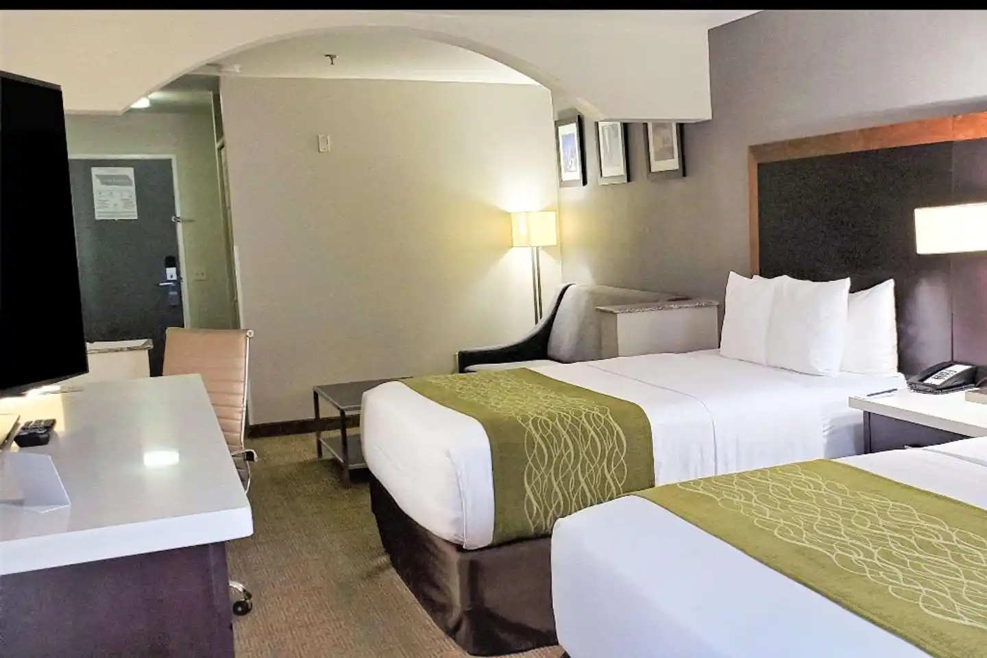 Comfort Inn & Suites Near Universal - North Hollywood - Burbank Wohnbeispiel