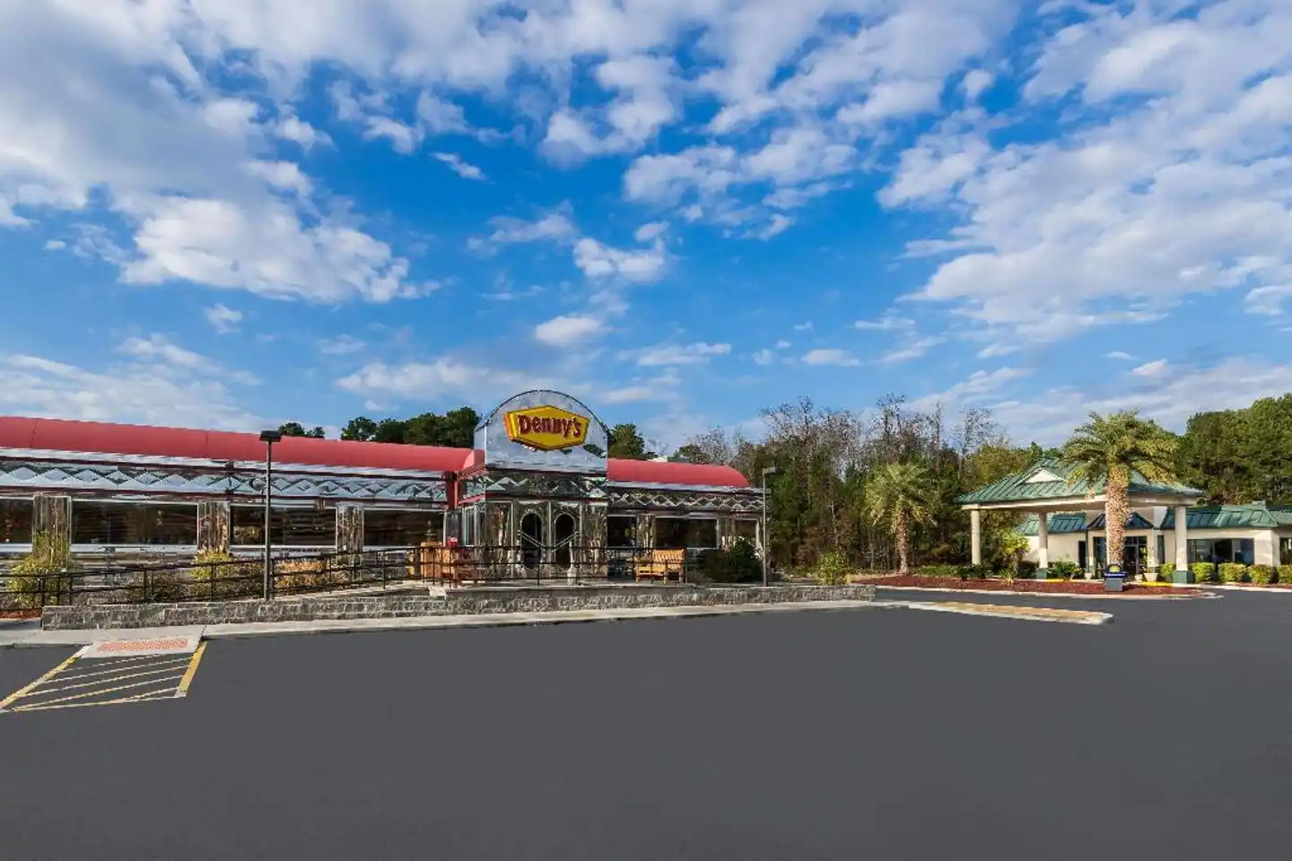 Days Inn by Wyndham Richmond Hill/Savannah Aussenansicht