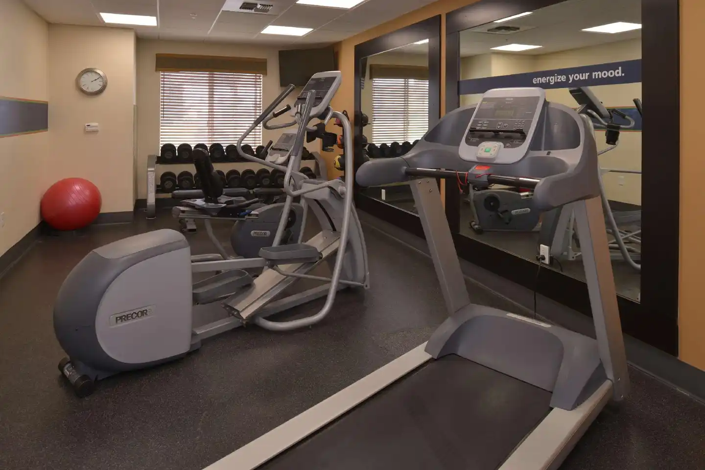 Hampton Inn & Suites Bakersfield North-Airport Sport und Entertainment