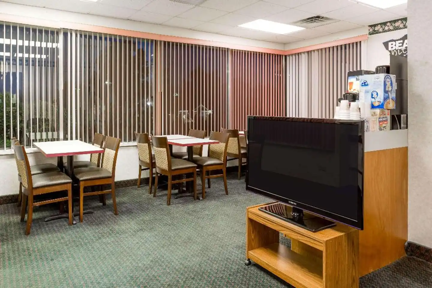 Travelodge by Wyndham Ridgeway Martinsville Area Wohnbeispiel