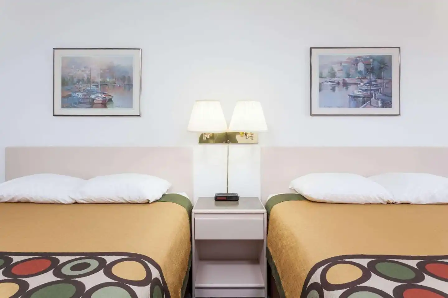 Super 8 by Wyndham Taber AB Wohnbeispiel