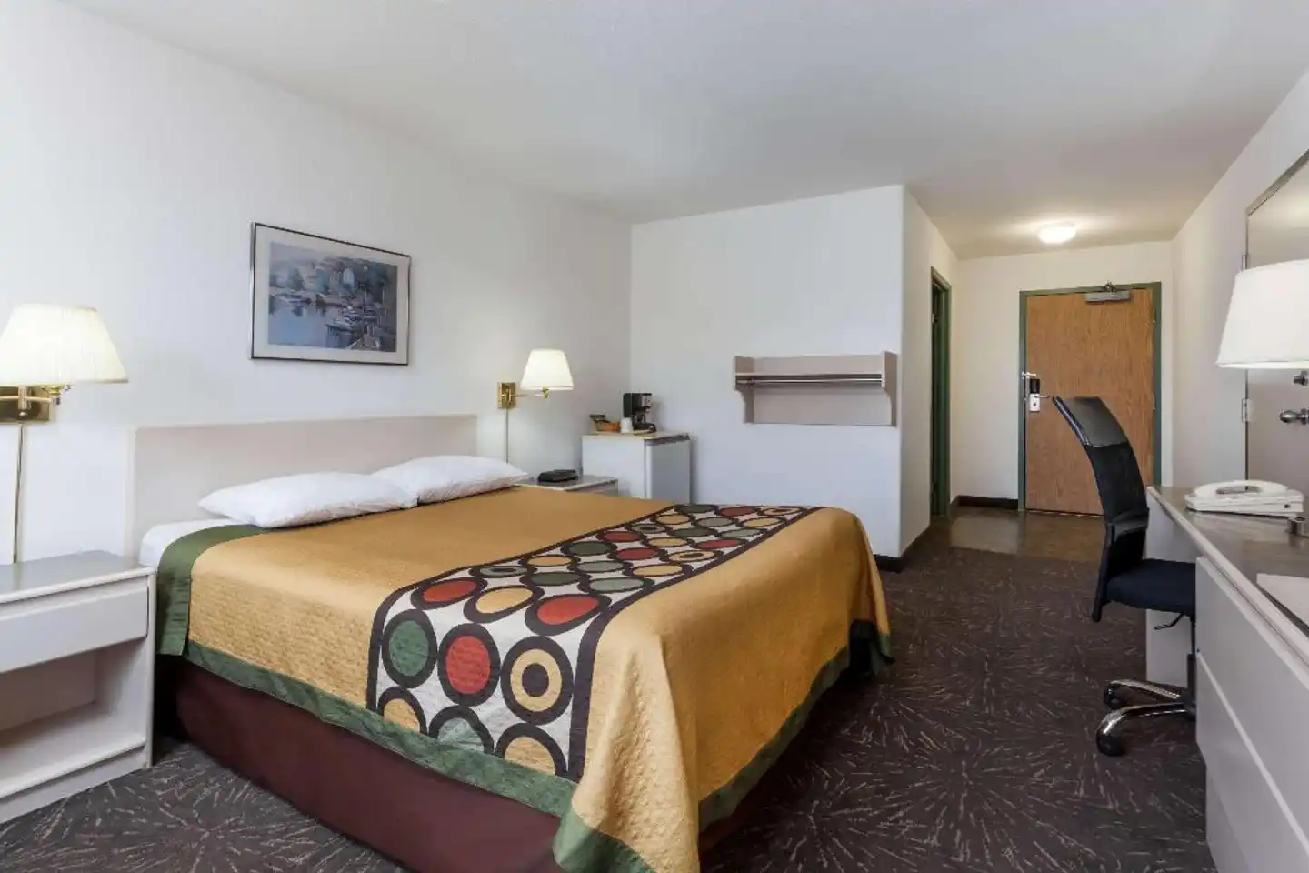 Super 8 by Wyndham Taber AB Wohnbeispiel