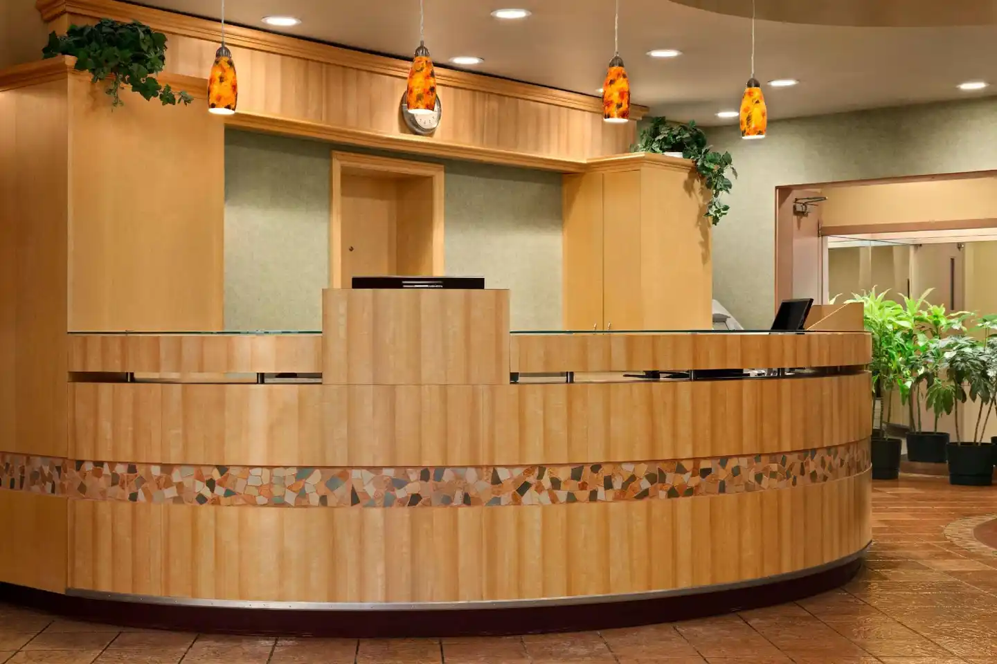 Travelodge by Wyndham Winnipeg East Lobby