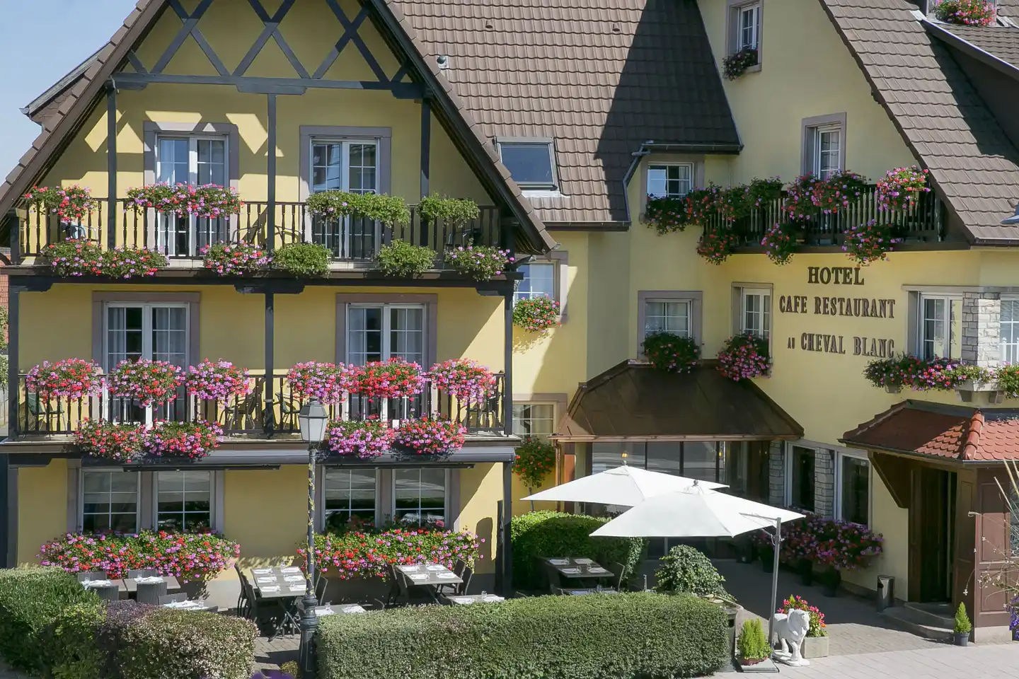 Best Western Plus Au Cheval Blanc Mulhouse Nord Aussenansicht
