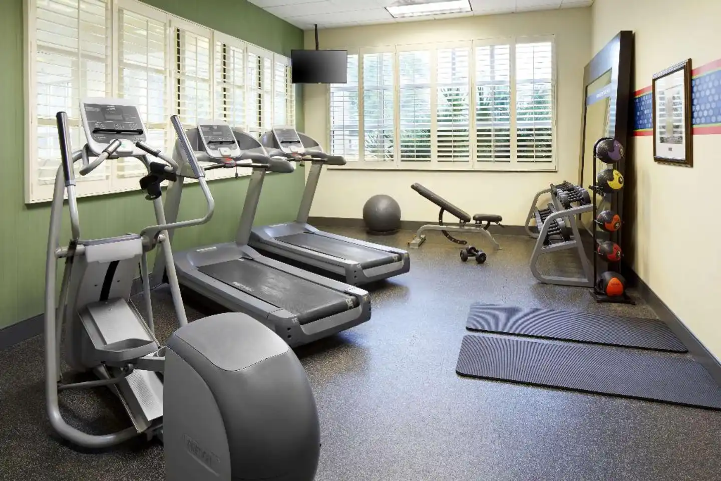 Hampton Inn & Suites Savannah/Midtown Sport und Entertainment