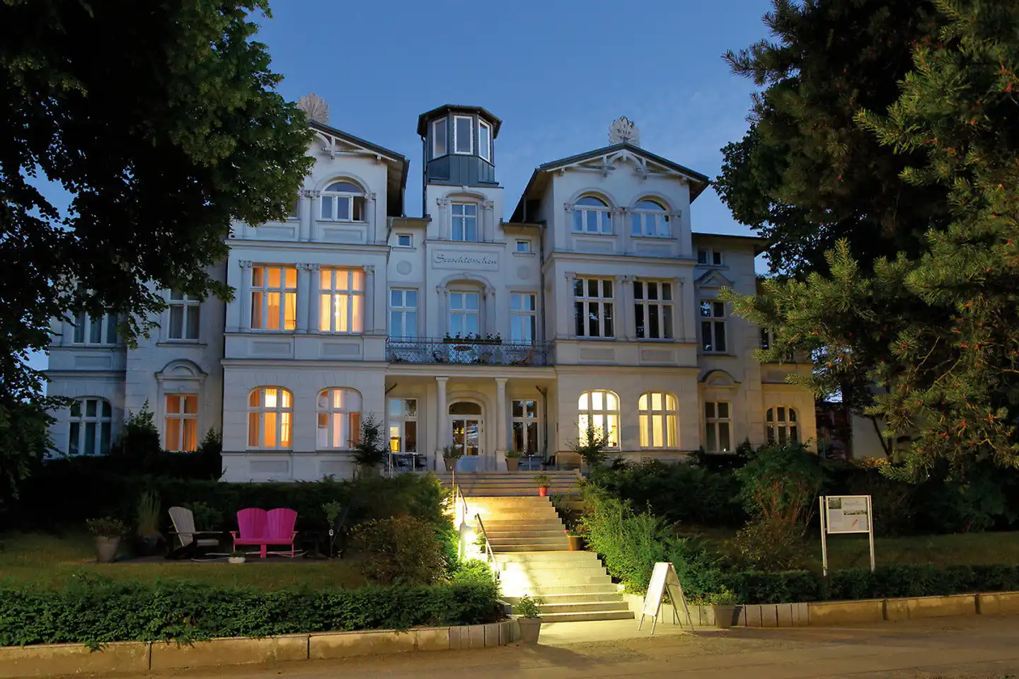 Aparthotel Seeschlösschen Aussenansicht