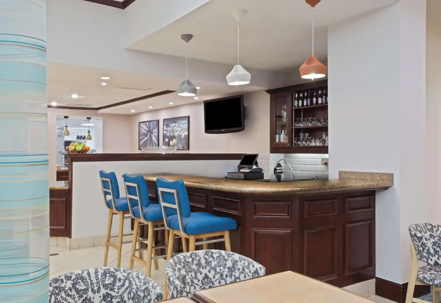 Hilton Garden Inn Annapolis Bar
