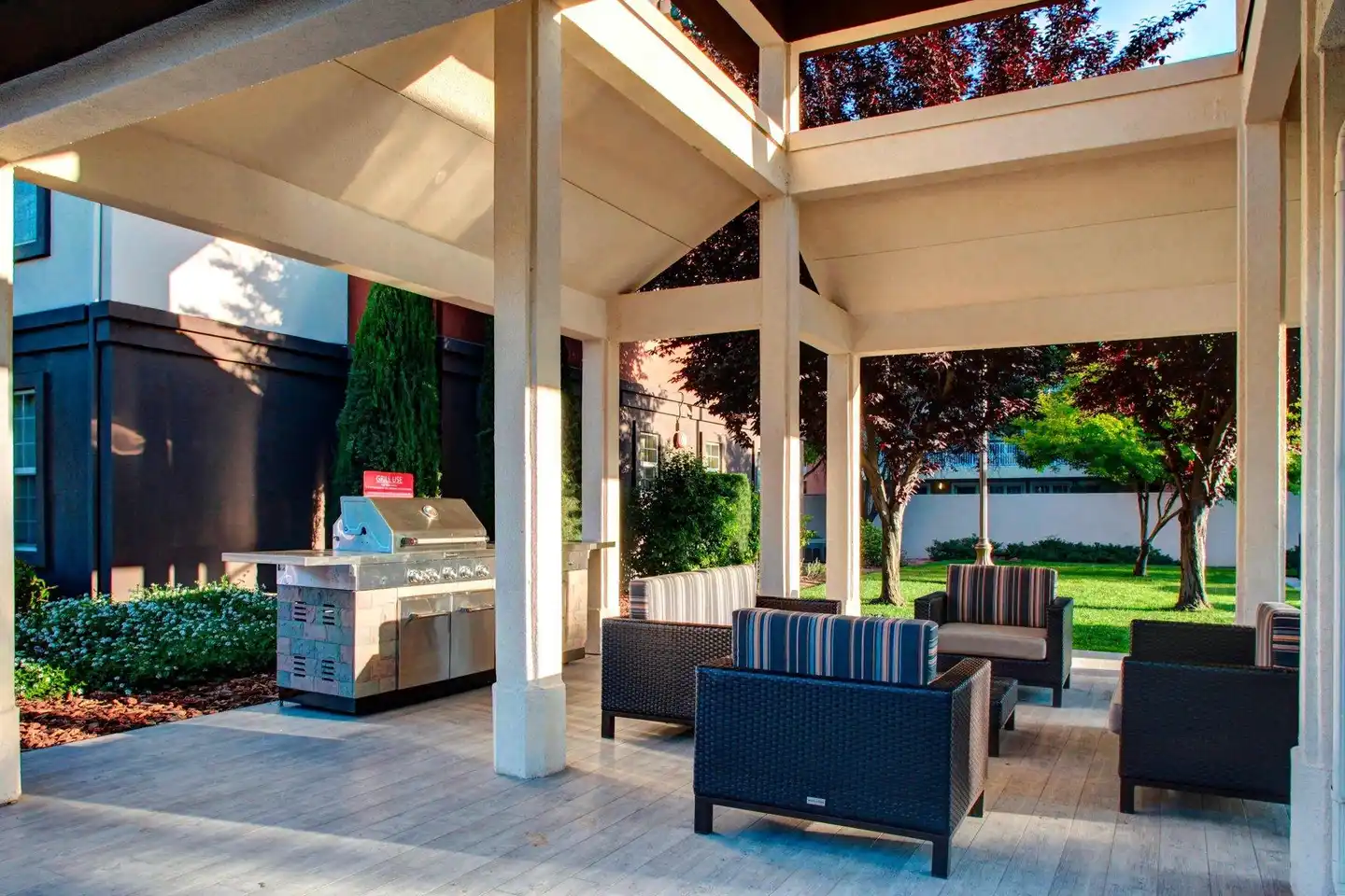 TownePlace Suites by Marriott Fresno Lobby