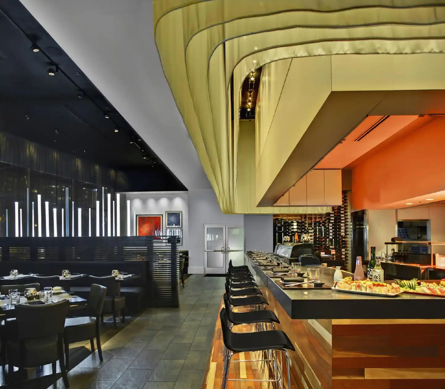 Twelve Downtown, Autograph Collection Bar