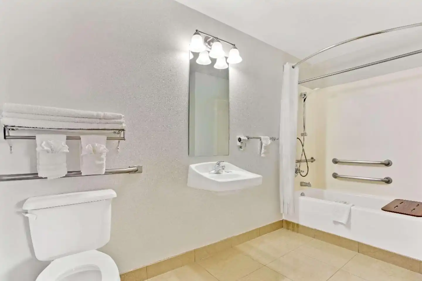 Super 8 by Wyndham Tucson/Grant Road Area AZ Badezimmer